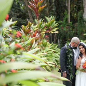 Hawaii elopement wedding